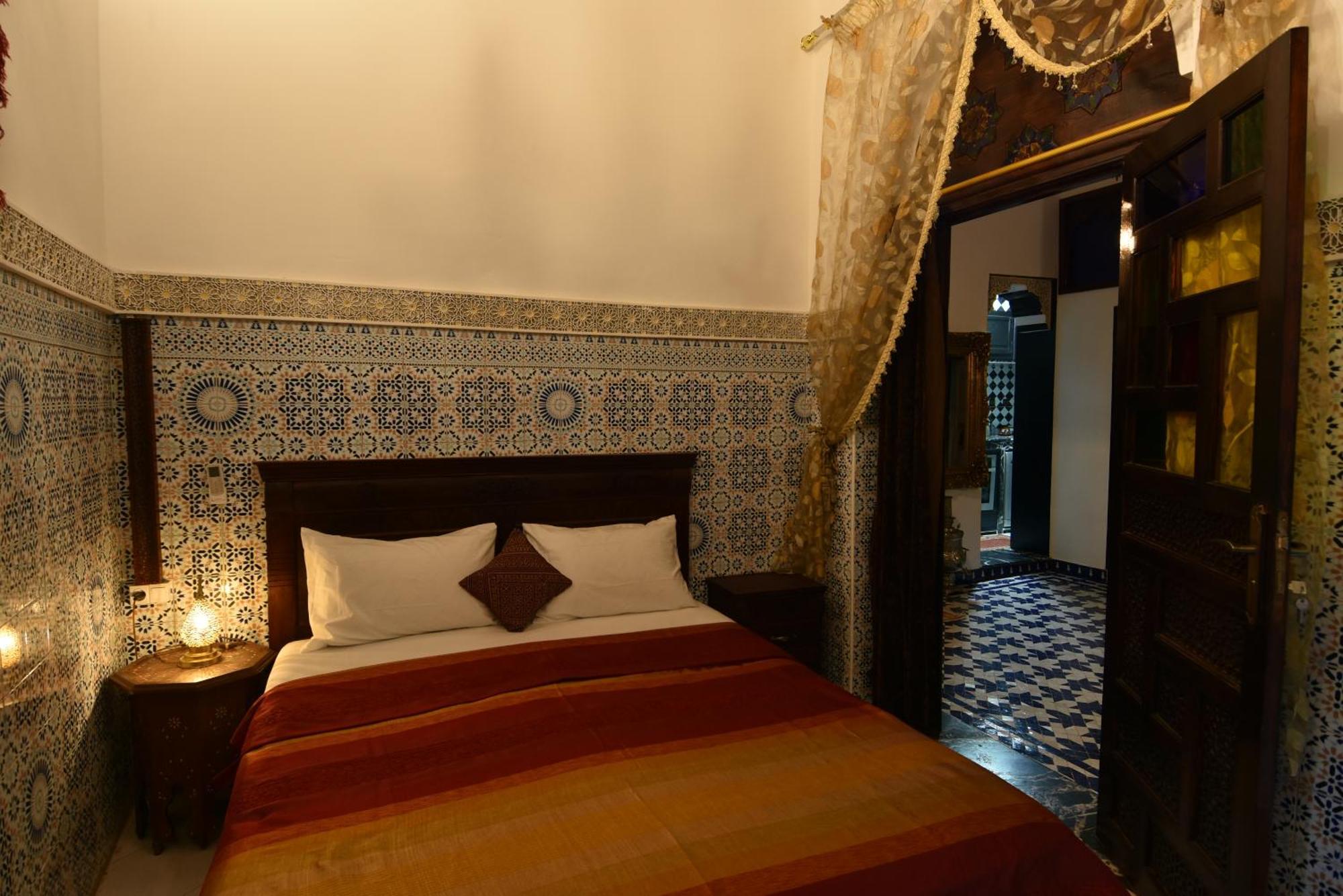 Hotel Dar Aya Fez Esterno foto